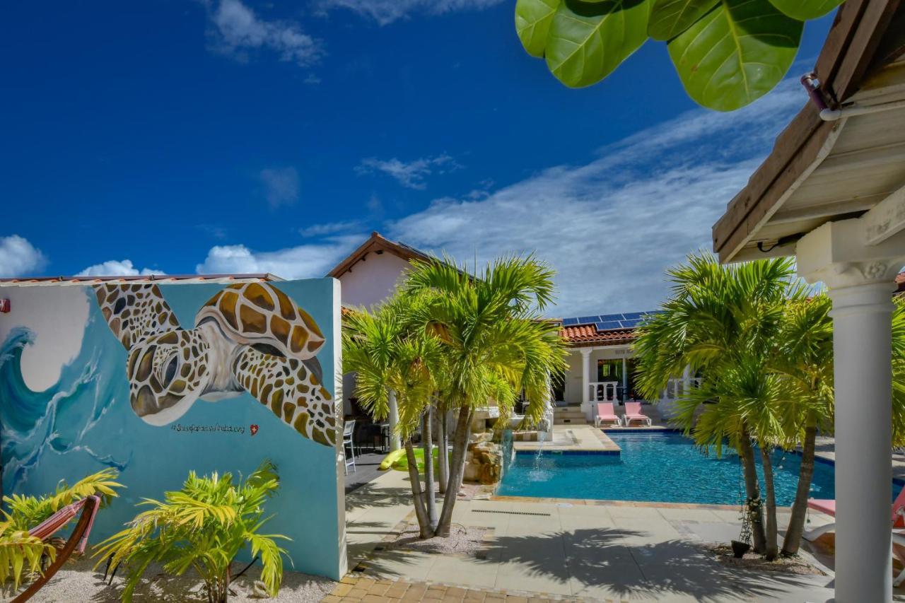 Boutique Hotel Swiss Paradise Aruba Villas And Suites Palm Beach Exterior foto