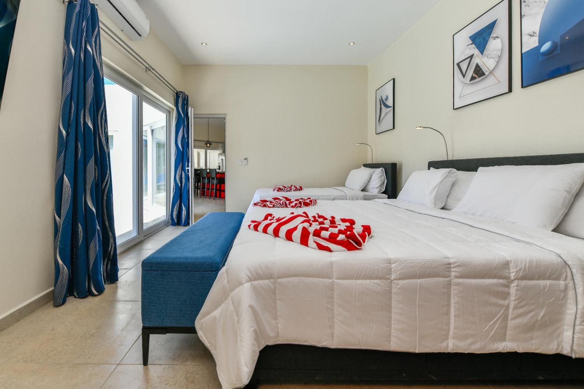 Boutique Hotel Swiss Paradise Aruba Villas And Suites Palm Beach Exterior foto