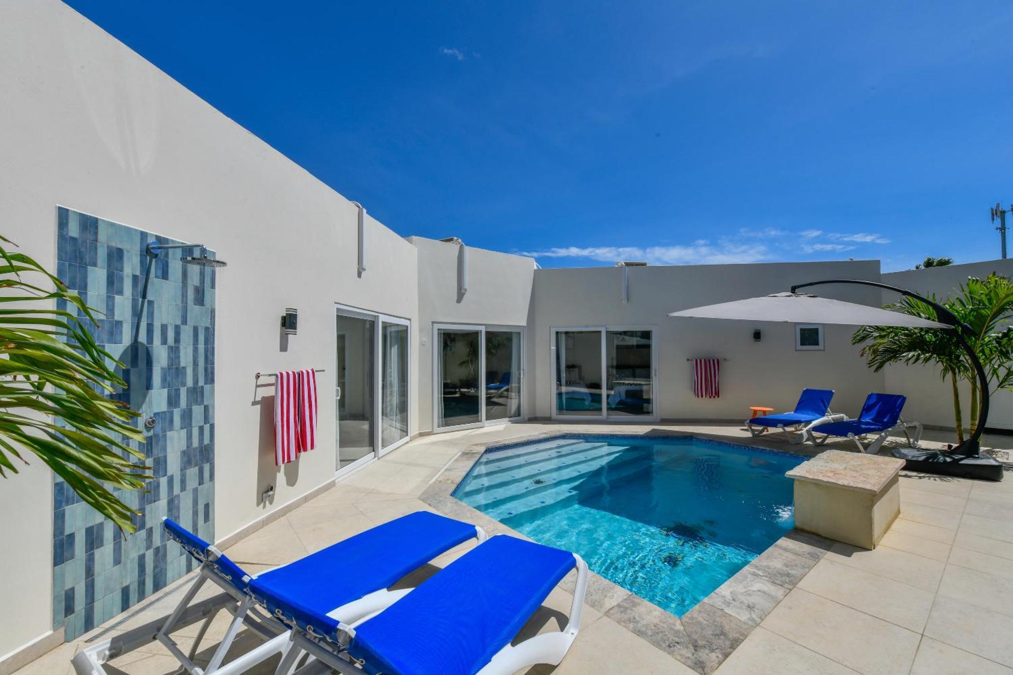 Boutique Hotel Swiss Paradise Aruba Villas And Suites Palm Beach Exterior foto